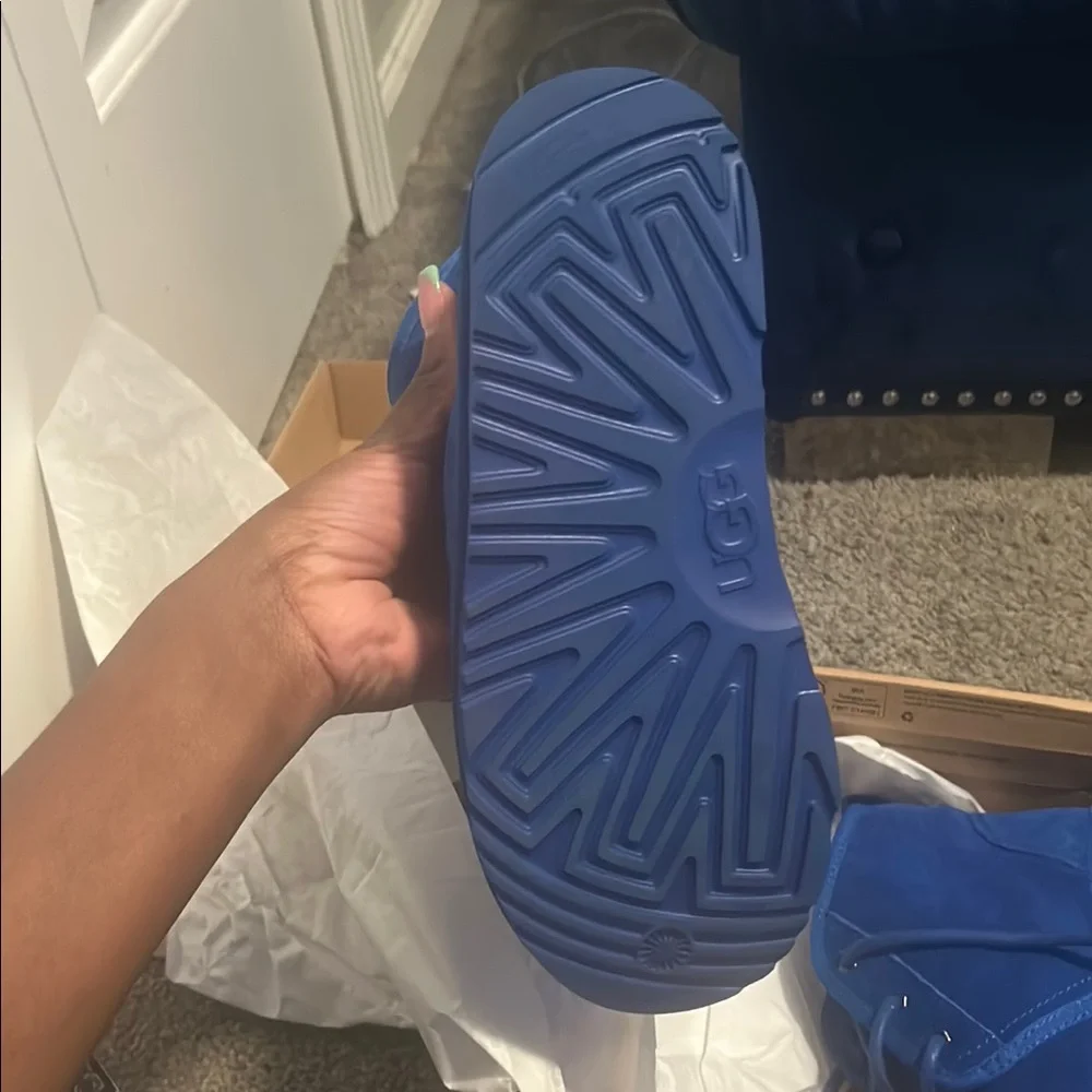 UGG men lace
